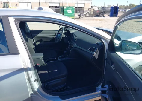 2018 Hyundai Elantra Value Edition из США, поврежденный, VIN KMHD84LF9JU468770